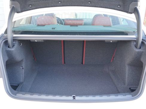 New 2026 BMW 330i Sedan w/ M Sport Package RWD image 20