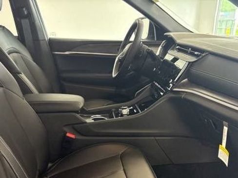 New 2026 Jeep Grand Cherokee L Limited AWD/4WD image 24