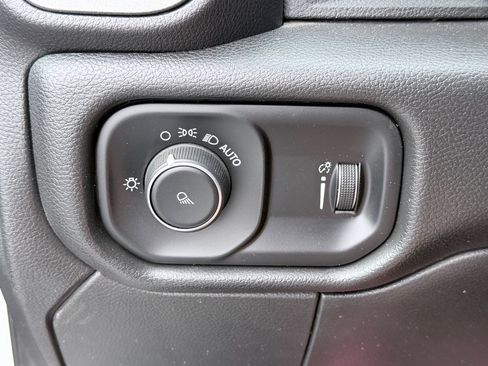 Used 2021 RAM 3500 Tradesman AWD/4WD image 12
