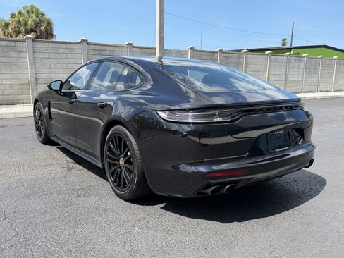 Certified 2023 Porsche Panamera GTS AWD/4WD image 3
