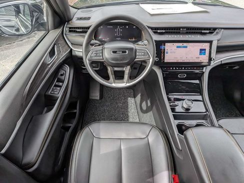 New 2026 Jeep Grand Cherokee L Limited AWD/4WD image 16