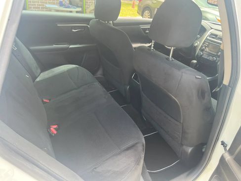 Used 2015 Nissan Altima 2.5 SV w/ Convenience Package FWD image 29