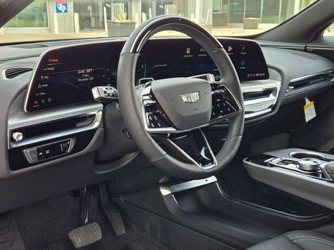 Certified 2025 Cadillac Lyriq Luxury w/ LPO, Floor Liner Package image 10