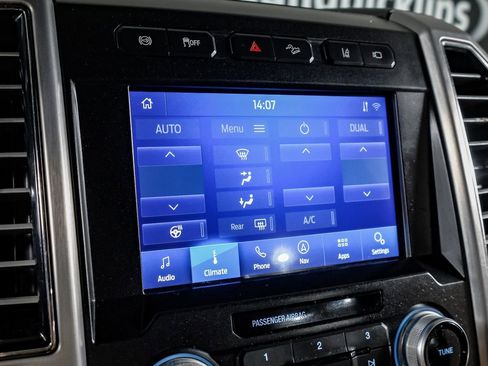 Used 2021 Ford F250 Platinum w/ FX4 Off-Road Package image 28