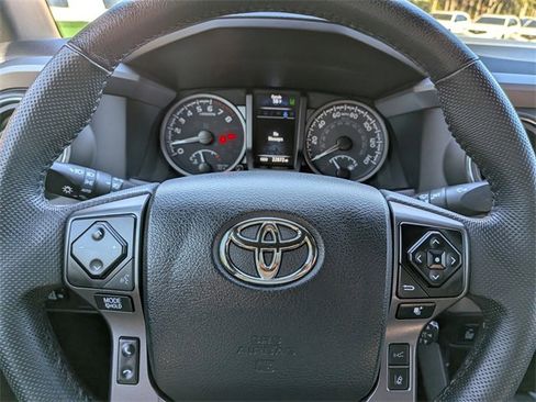 Used 2023 Toyota Tacoma TRD Sport image 37