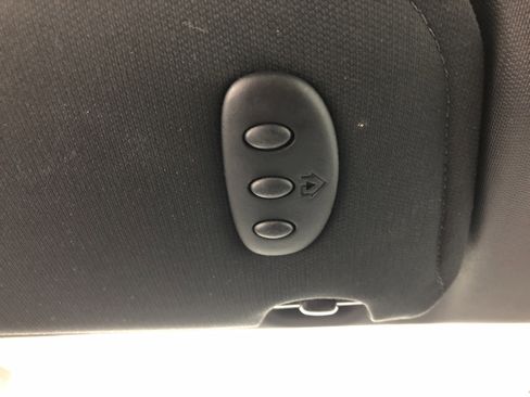 Used 2013 Chrysler 200 S image 21