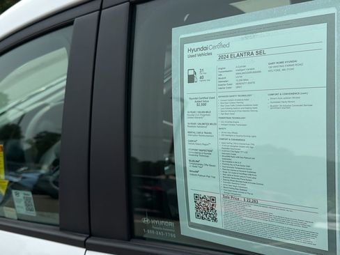 Certified 2024 Hyundai Elantra SEL FWD image 28