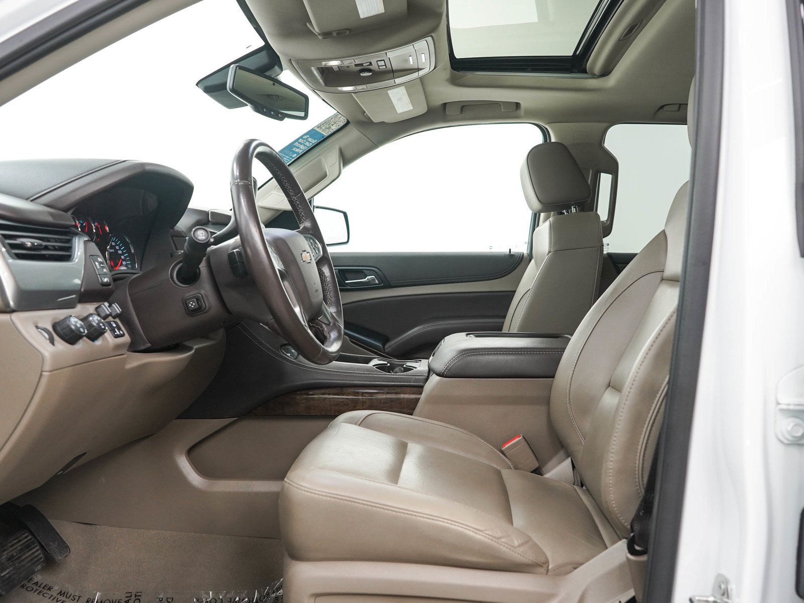 Used 2020 Chevrolet Tahoe LT w/ Luxury Package AWD/4WD image 26