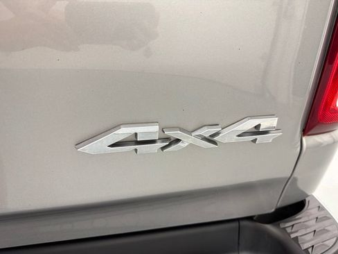 Used 2021 RAM 1500 Big Horn AWD/4WD image 10