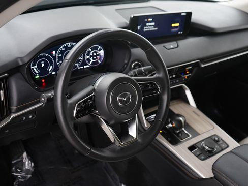 Certified 2024 MAZDA CX-90 Plug-In Hybrid w/ Preferred AWD/4WD image 22