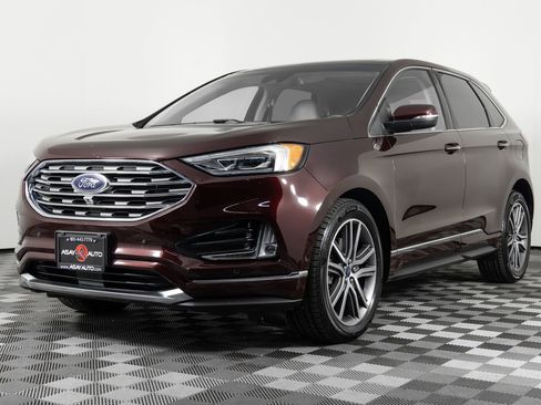 Used 2019 Ford Edge Titanium w/ Equipment Group 301A image 2