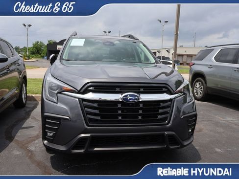 Used 2023 Subaru Ascent Limited w/ Technology Package AWD/4WD image 6