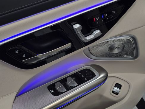 New 2026 Mercedes-Benz CLE 300 4MATIC Cabriolet image 32