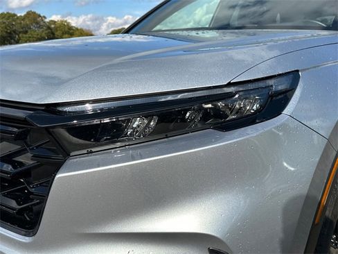 Used 2025 Honda CR-V Sport Touring image 7