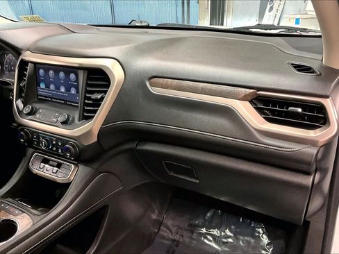 Used 2021 GMC Acadia Denali w/ Denali Ultimate Package image 16