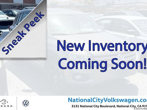 Used 2012 Volkswagen Tiguan SE FWD image 1