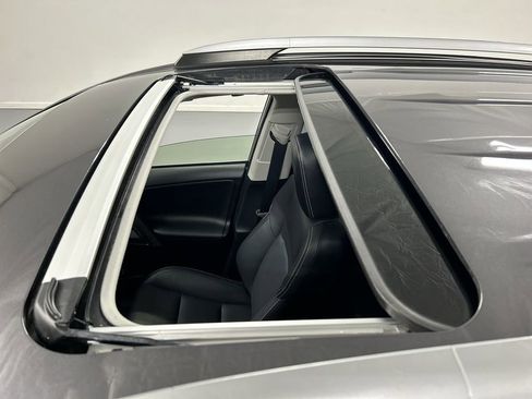 Used 2018 Toyota RAV4 Limited w/ All Weather Liner Package image 20