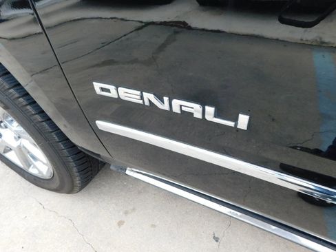 Used 2015 GMC Yukon XL Denali w/ Touring Package image 15