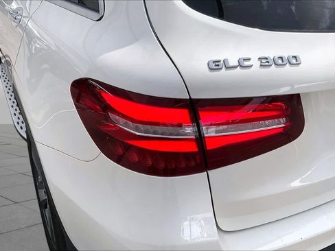 Certified 2017 Mercedes-Benz GLC 300 4MATIC image 29