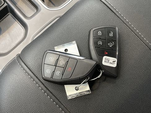Used 2024 Chevrolet Silverado 1500 RST w/ Convenience Package II AWD/4WD image 40