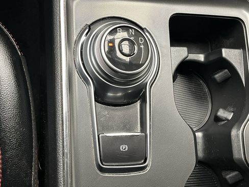 Used 2022 Ford Edge ST-Line image 24