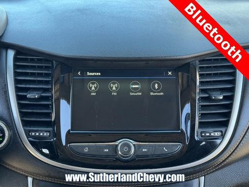 Used 2019 Chevrolet Trax LT w/ LT Convenience Package image 25