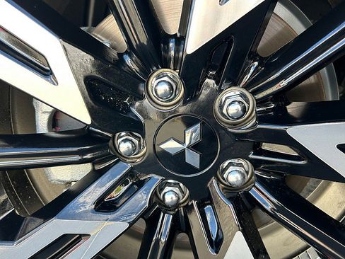 New 2026 Mitsubishi Eclipse Cross SE image 15