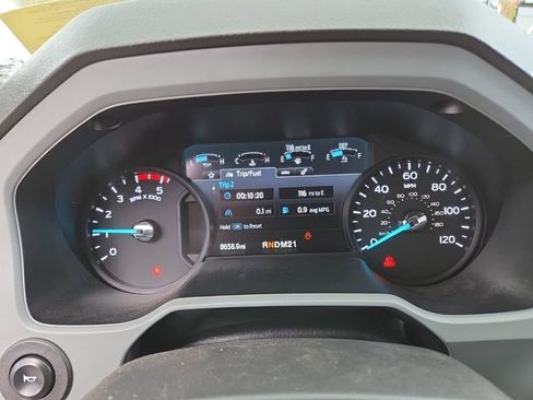 Used 2023 Ford F750 2WD Regular Cab Super Duty image 20