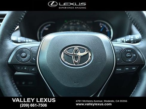 Used 2021 Toyota RAV4 Limited AWD/4WD image 10