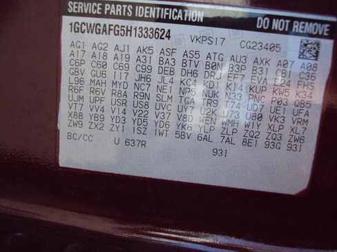 Used 2017 Chevrolet Express 2500 RWD image 23