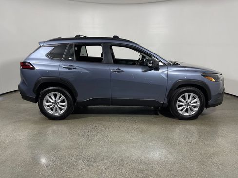 Certified 2026 Toyota Corolla Cross LE FWD image 2