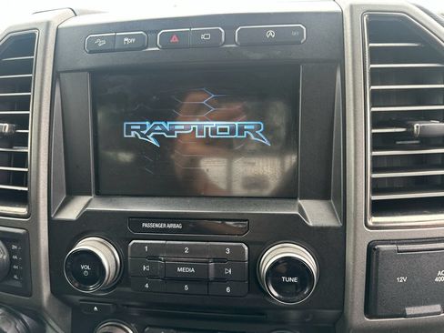 Used 2018 Ford F150 Raptor w/ Equipment Group 802A Luxury AWD/4WD image 18
