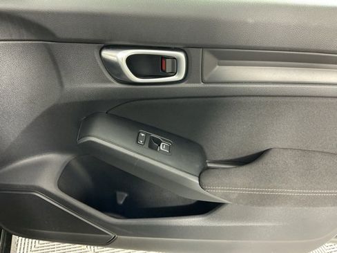 Used 2022 Honda Civic Sport image 13