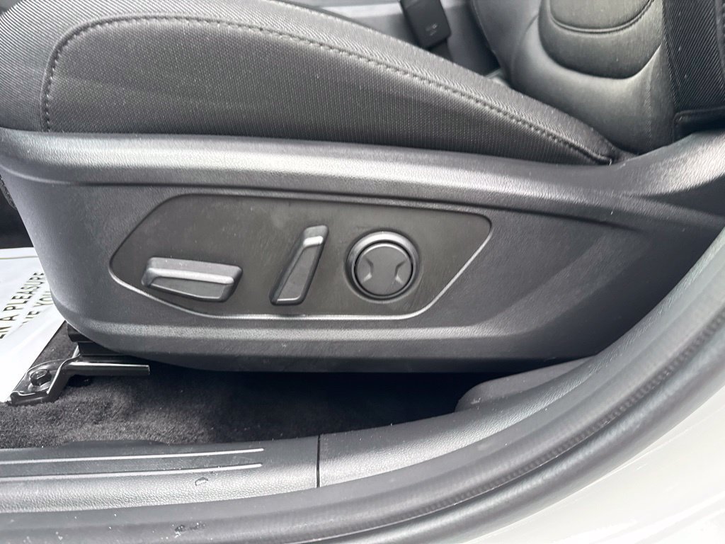 Certified 2025 Hyundai Tucson Blue AWD/4WD image 13