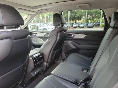 Used 2024 Acura MDX FWD image 8