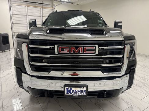 New 2026 GMC Sierra 3500 SLT w/ SLT Convenience Package AWD/4WD image 32