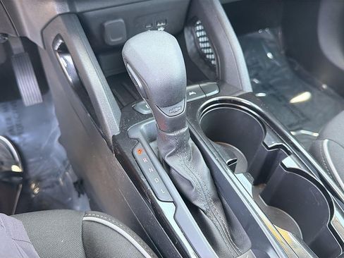 Used 2025 Chevrolet TrailBlazer LS FWD image 13
