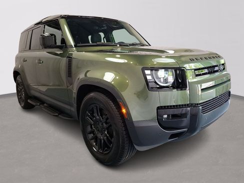 Used 2026 Land Rover Defender 110 S AWD/4WD image 5
