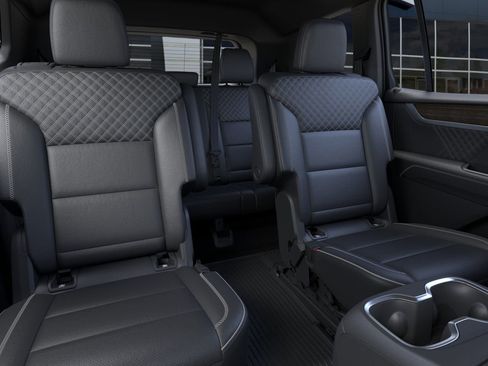 New 2026 GMC Acadia Denali w/ Super Cruise Package image 39