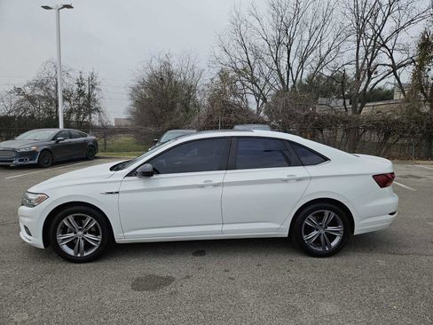 Used 2019 Volkswagen Jetta R-Line image 4