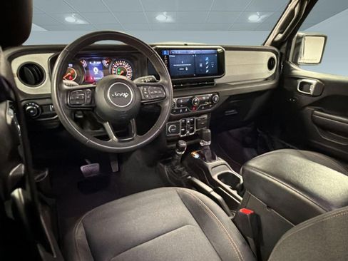 Used 2024 Jeep Wrangler Unlimited Sport AWD/4WD image 29