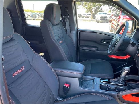 Used 2025 Nissan Frontier Pro-X w/ Pro Convenience Package image 30
