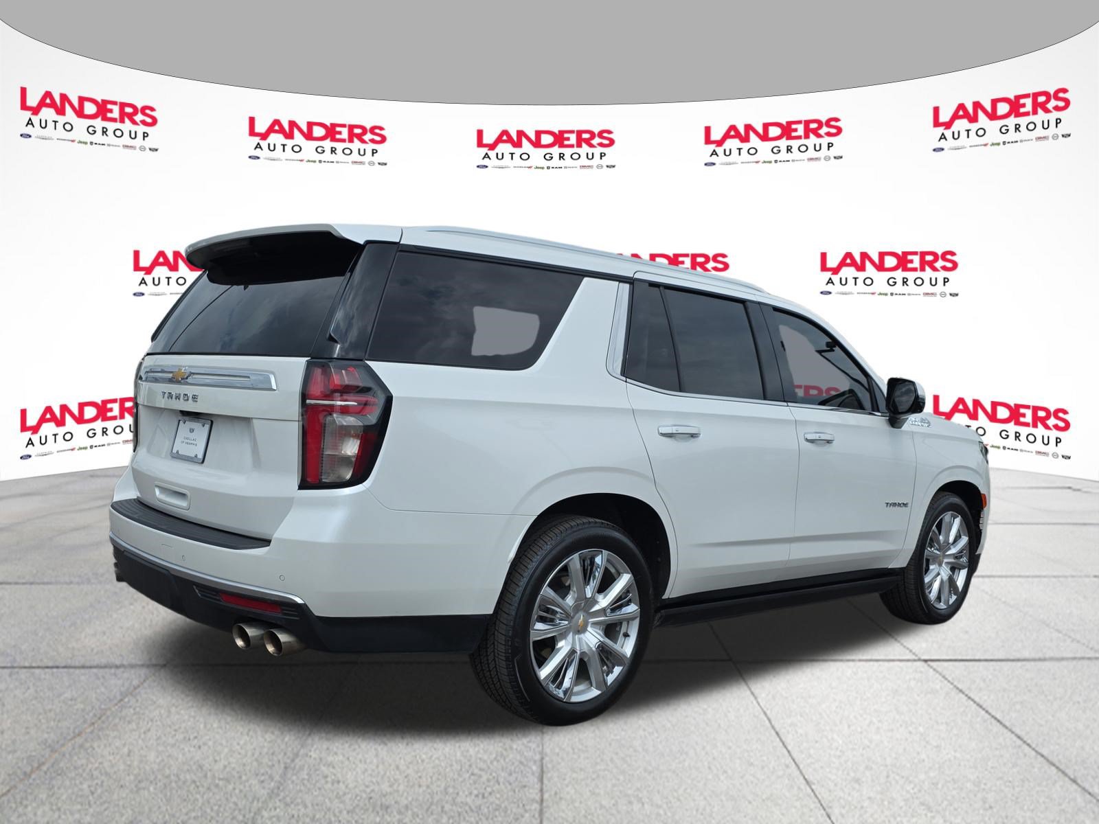 Used 2023 Chevrolet Tahoe High Country AWD/4WD image 3