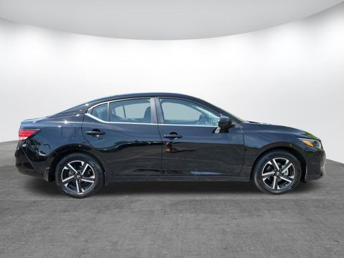 Used 2025 Nissan Sentra SV w/ All-Weather Package image 22