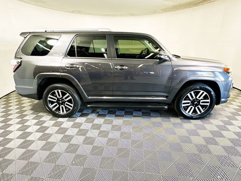 Used 2022 Toyota 4Runner Limited image 2