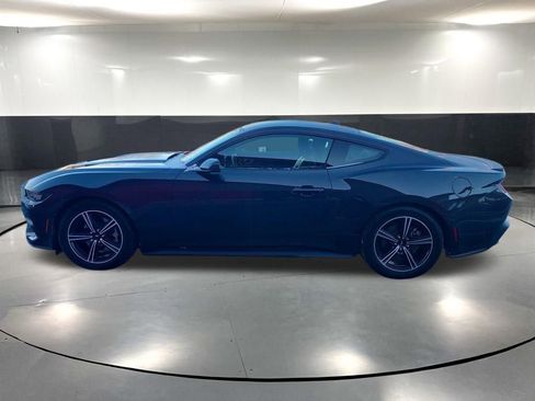 Used 2024 Ford Mustang Premium image 11