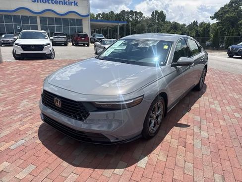 Certified 2024 Honda Accord EX-L image 32