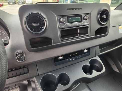 New 2025 Mercedes-Benz Sprinter 2500 image 22