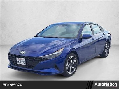 Used 2023 Hyundai Elantra SEL w/ Convenience Package