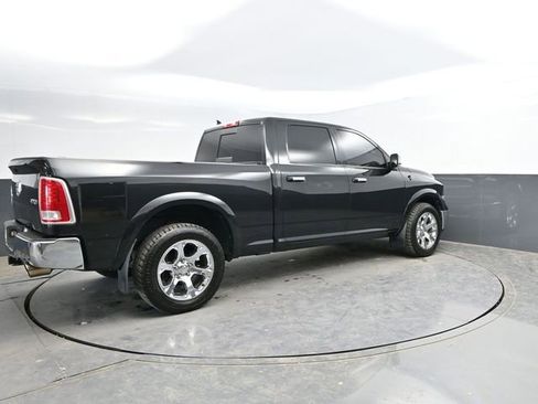 Used 2016 RAM 1500 Laramie w/ Convenience Group AWD/4WD image 10
